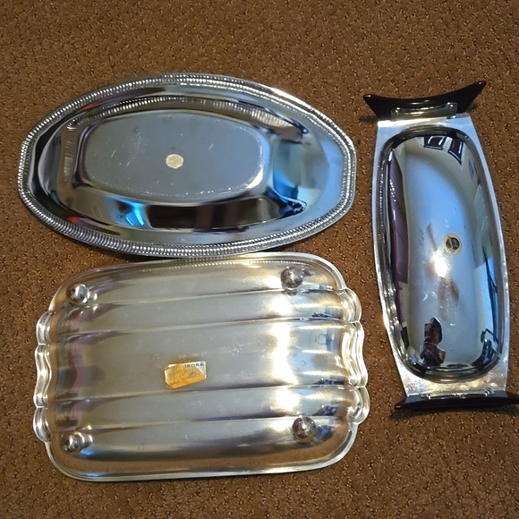 3 Serving Dishes - Picture 2 of 4